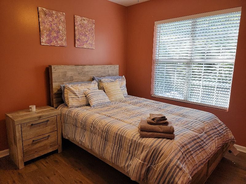 Furnished Finder property 237260_2 photo 9
