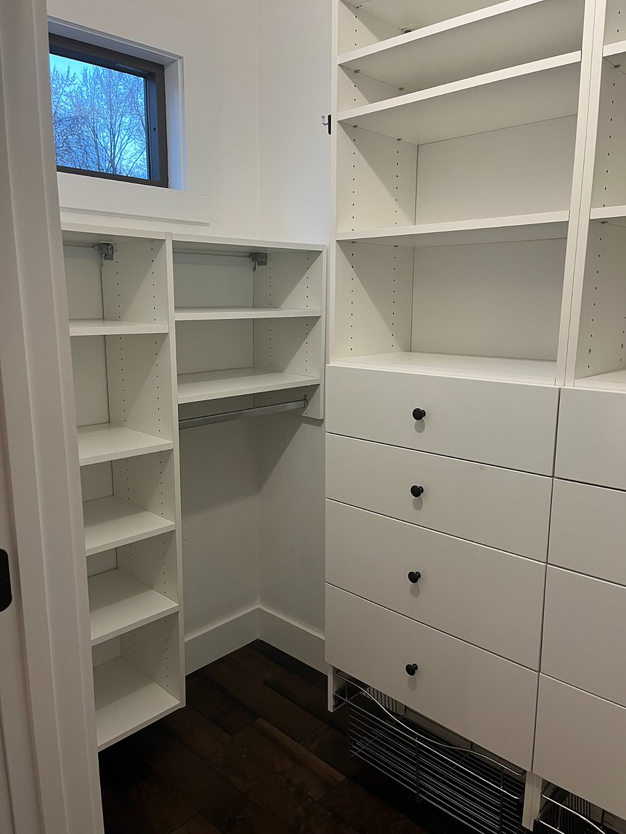 Master walk in closet 