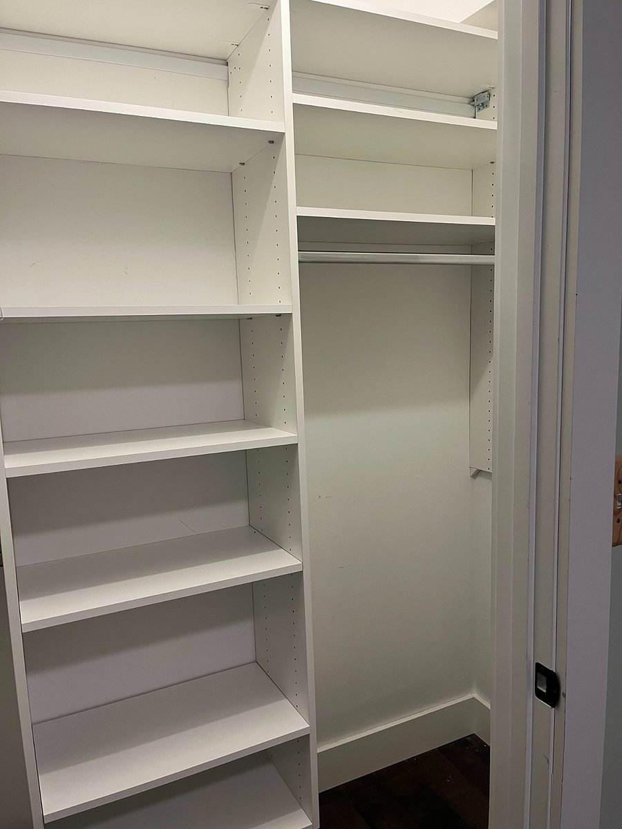 2nd bedroom closet 