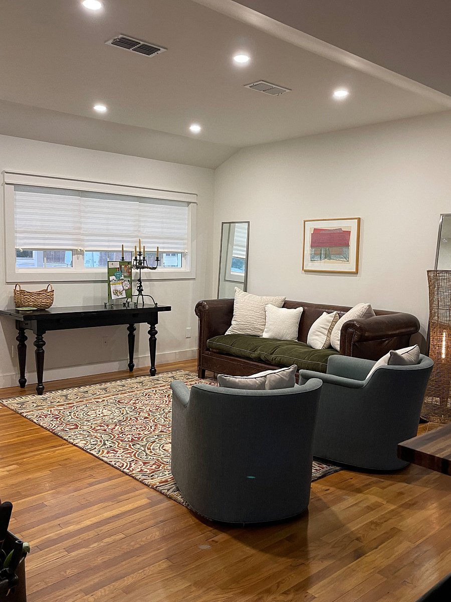 Furnished Finder property 237608_2 photo 4