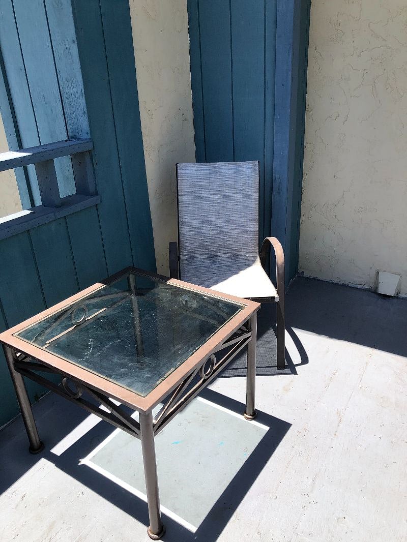 Sitting area on upper deck