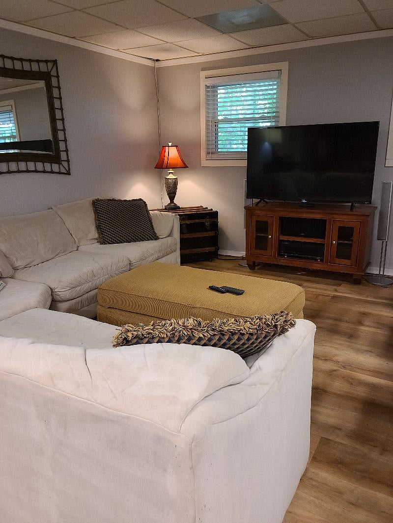 Spacious living room