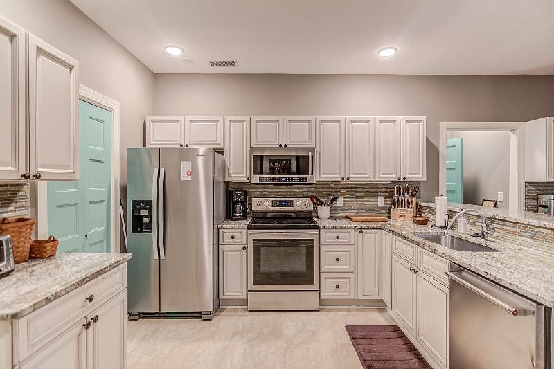 Furnished Finder property 238105_1 photo 7