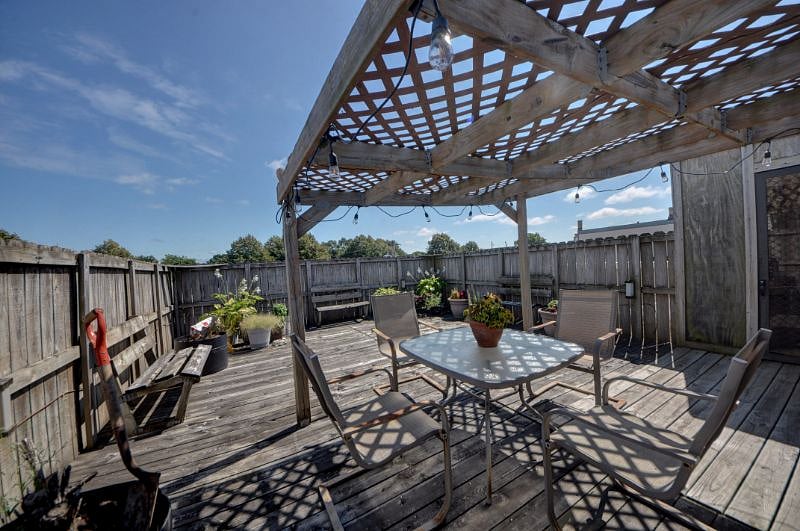 Furnished Finder property 238407_2 photo 5