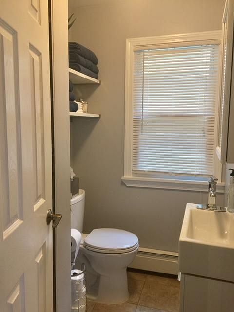 FULL PRIVATE BATHROOM/ TOWELS INCLUDED