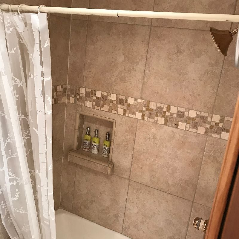 2nd Bathroom across from Second Bedroom