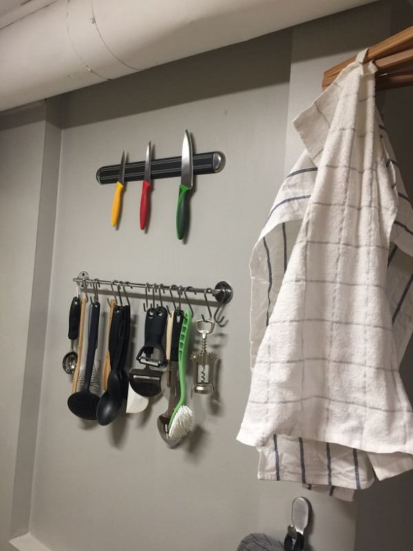 Plenty of culinary tools to create something yummy. We can arrange use of my kitchen  upstairs if you yearn to cook.