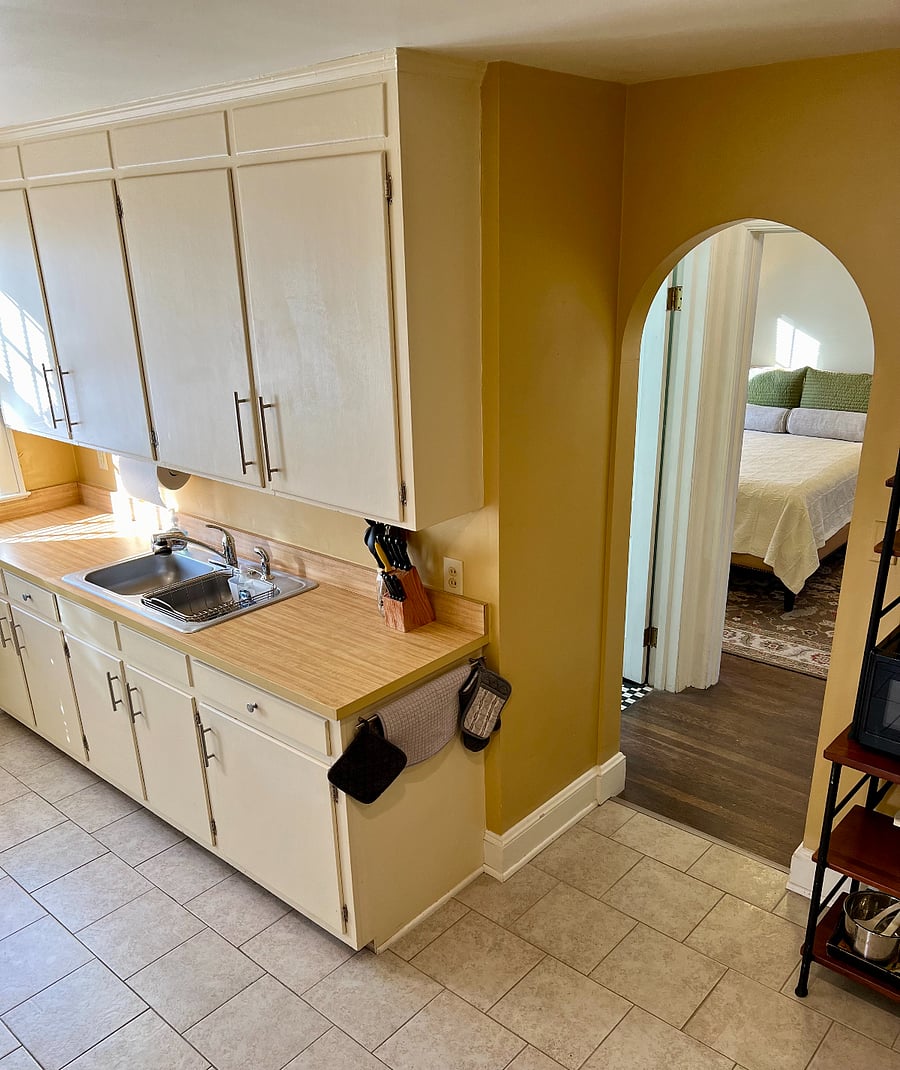 Furnished Finder property 239830_1 photo 12