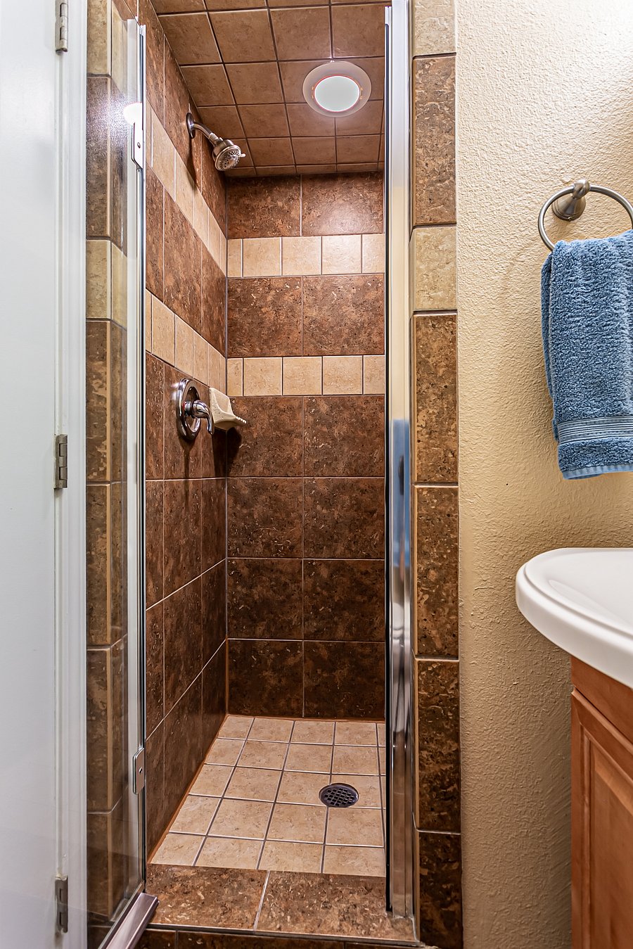 Furnished Finder property 239836_2 photo 6
