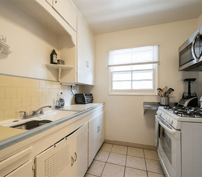 Furnished Finder property 239970_1 photo 16