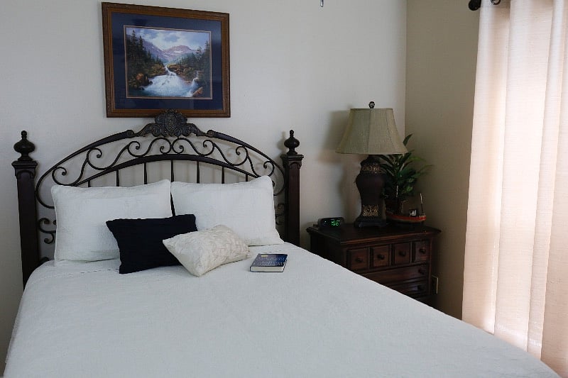 Queen Size Bed!