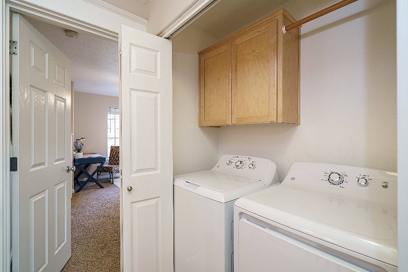 Furnished Finder property 240096_1 photo 38