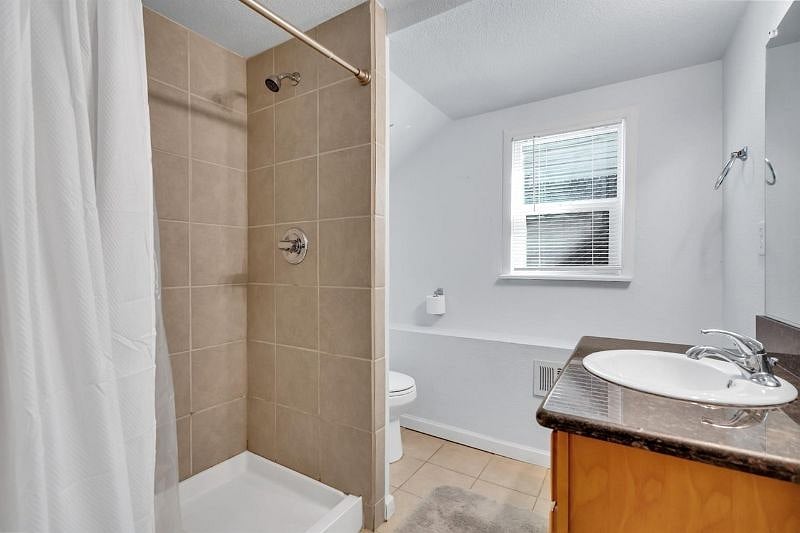 Furnished Finder property 240148_2 photo 6