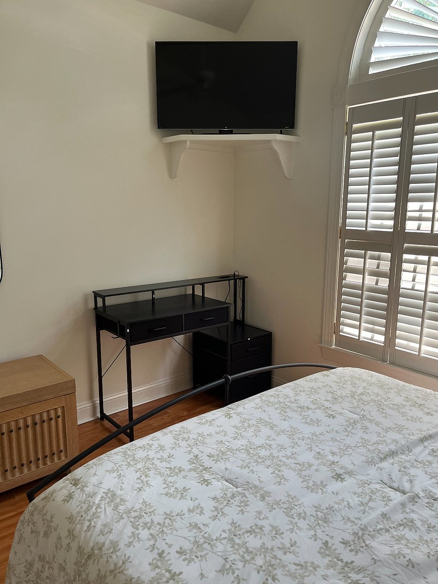 Furnished Finder property 240670_1 photo 4