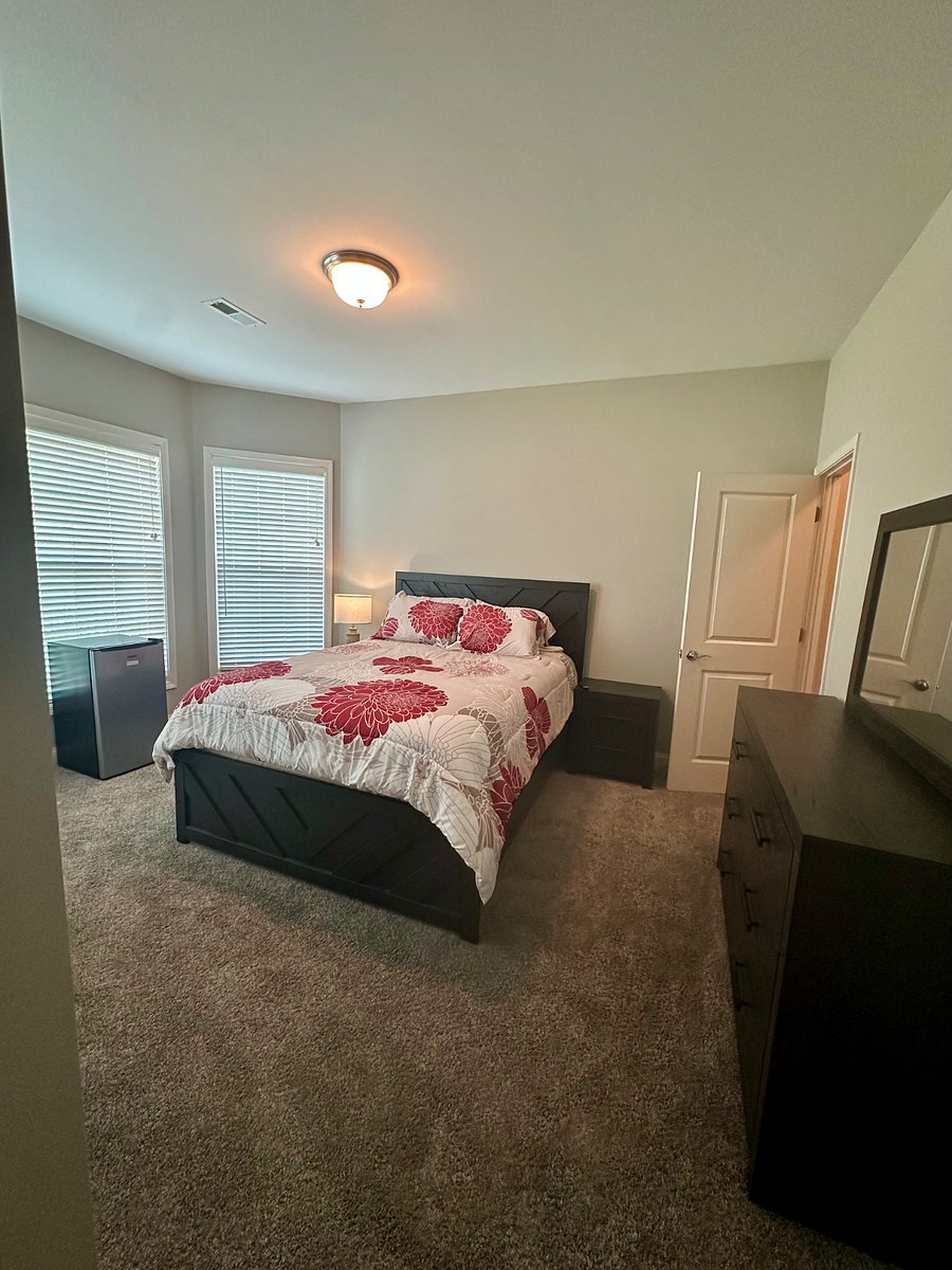 Furnished Finder property 241003_1 photo 24