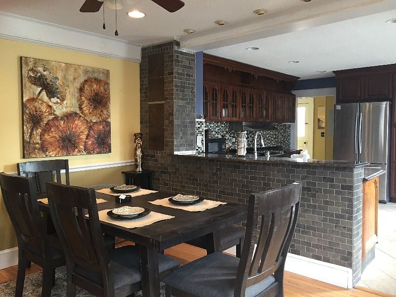 Furnished Finder property 241011_1 photo 3