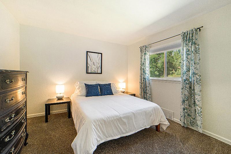 Furnished Finder property 241081_2 photo 7