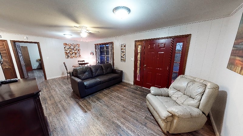Plenty of natural light and comfy spaces to sit, lay or parlay.