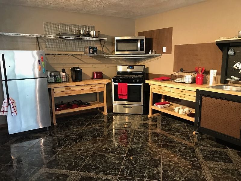 Furnished Finder property 241276_1 photo 9