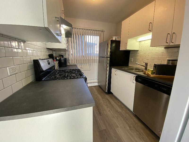 Furnished Finder property 241281_5 photo 22