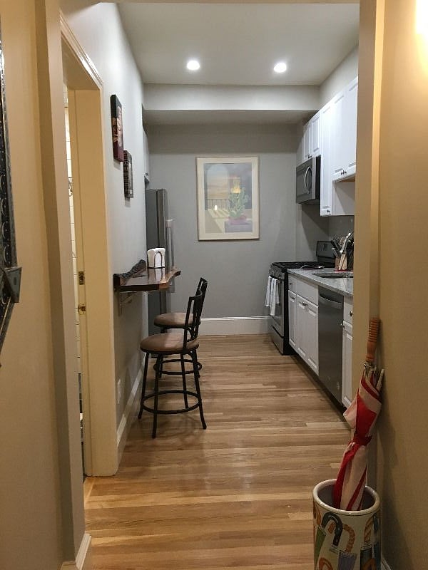 Furnished Finder property 241381_1 photo 3