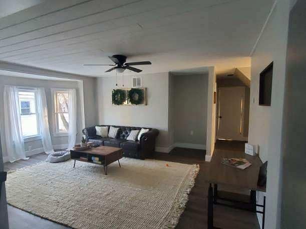 Furnished Finder property 241400_1 photo 8