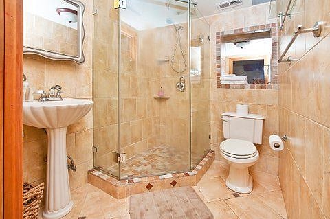 Furnished Finder property 241670_1 photo 17
