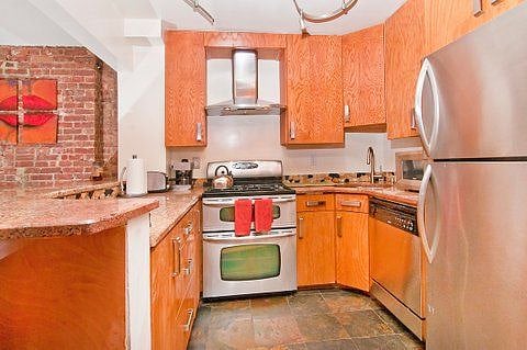 Furnished Finder property 241670_1 photo 6