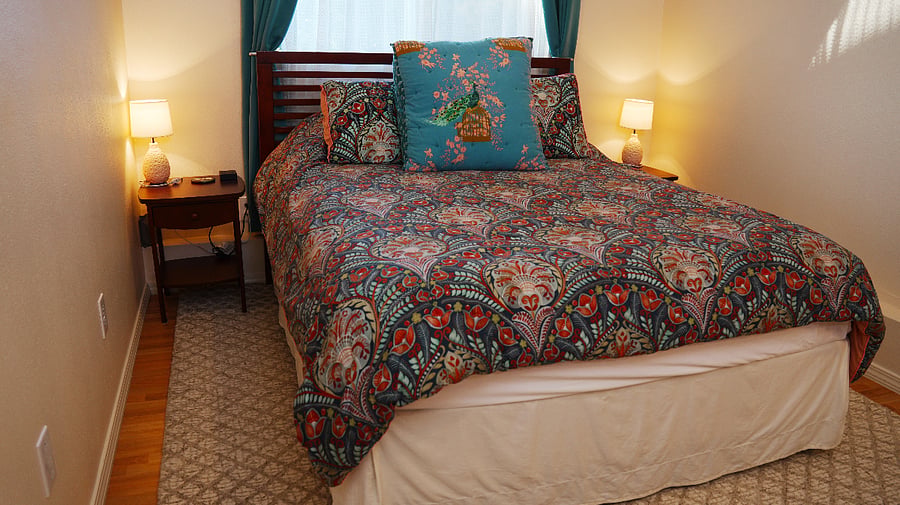 Bedroom 1 - Peacock Room.