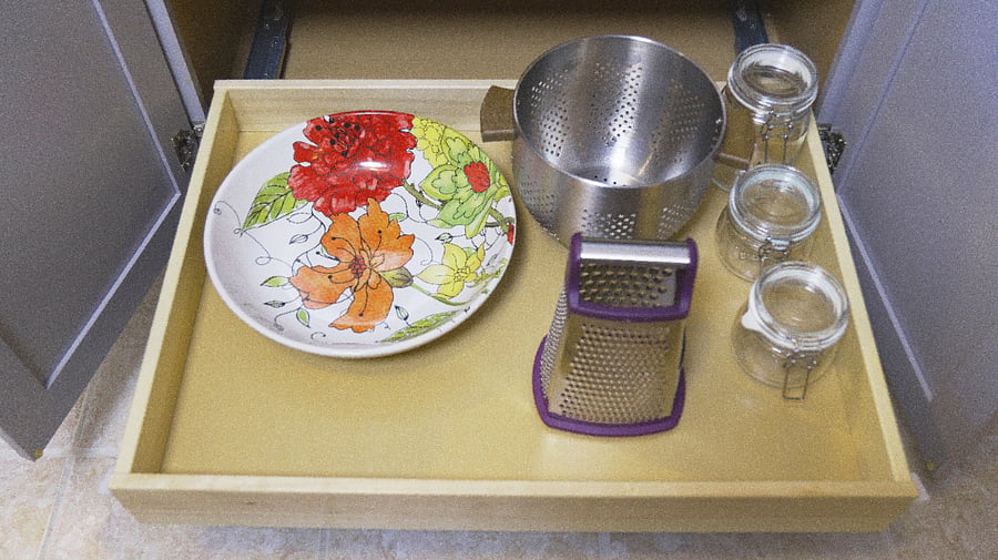 Containers, colander, and grater.