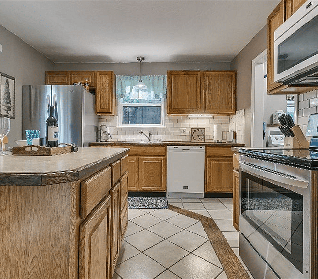 Furnished Finder property 241702_1 photo 9