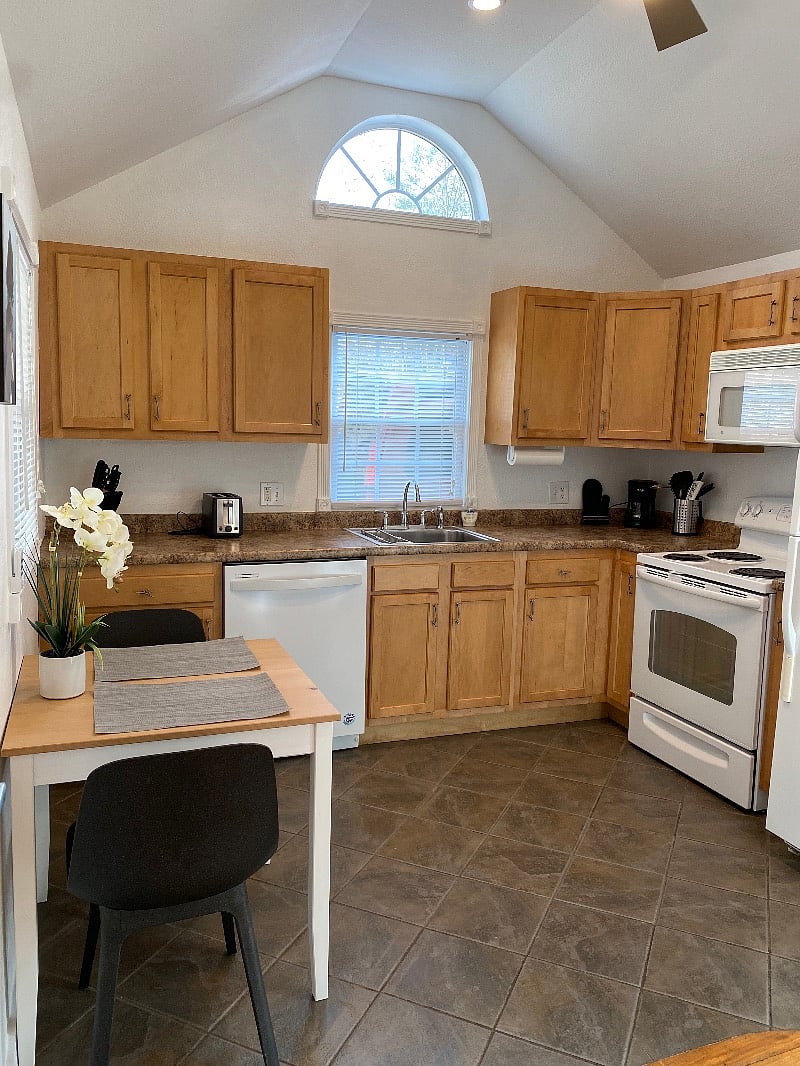 Furnished Finder property 241770_2 photo 21