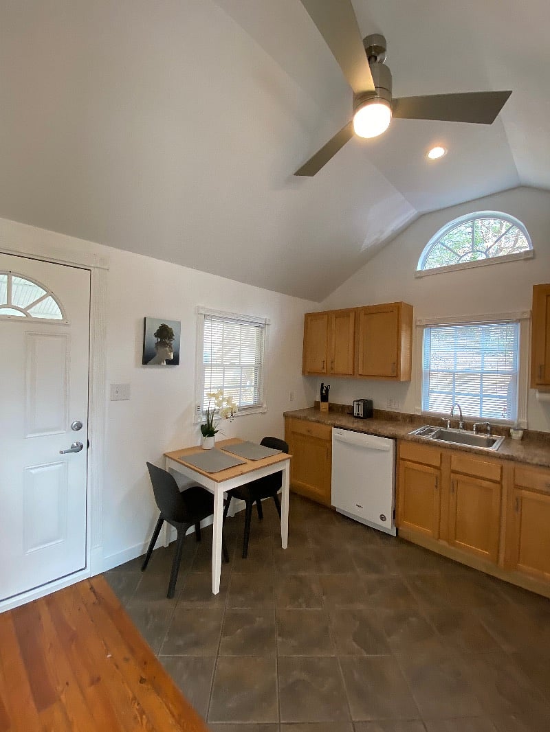 Furnished Finder property 241770_2 photo 25