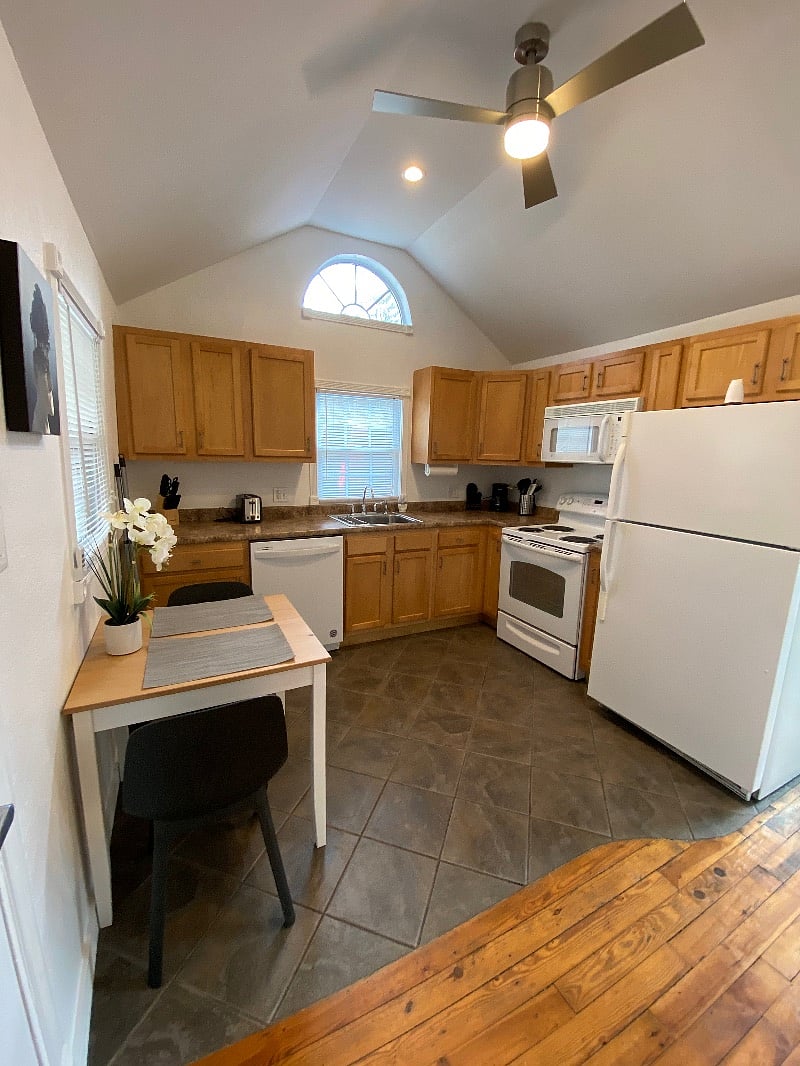 Furnished Finder property 241770_2 photo 28