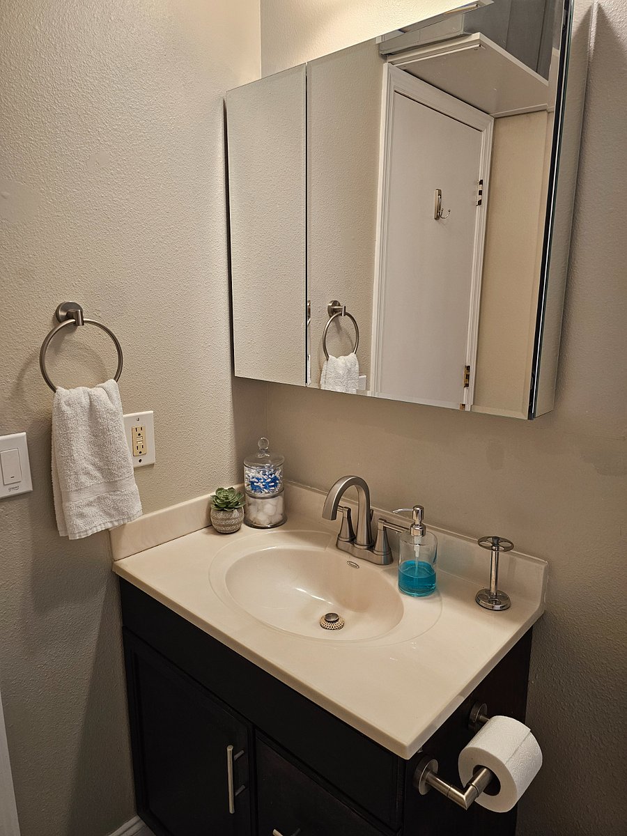 Furnished Finder property 241840_1 photo 6