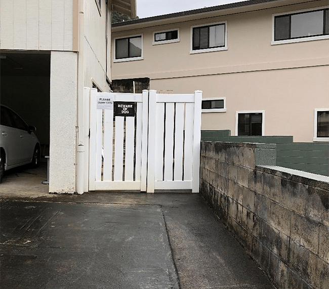 Parking at top of driveway right next to the studio