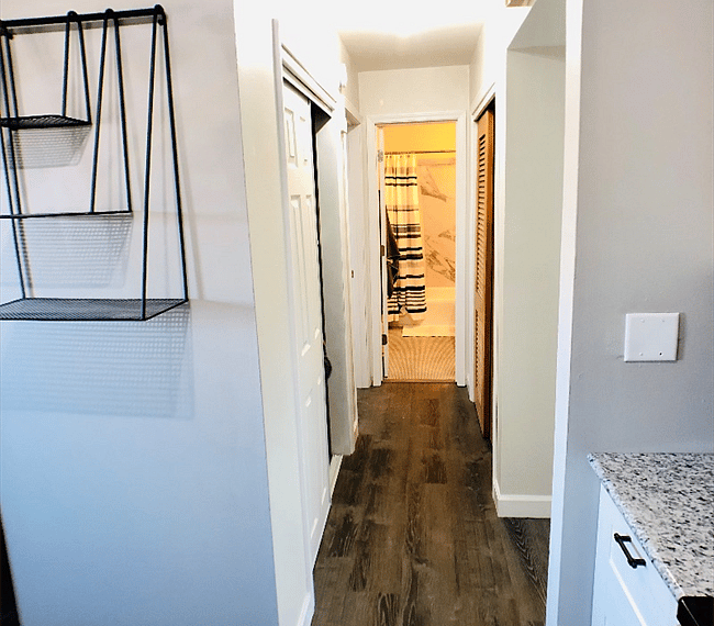 Furnished Finder property 241893_1 photo 11