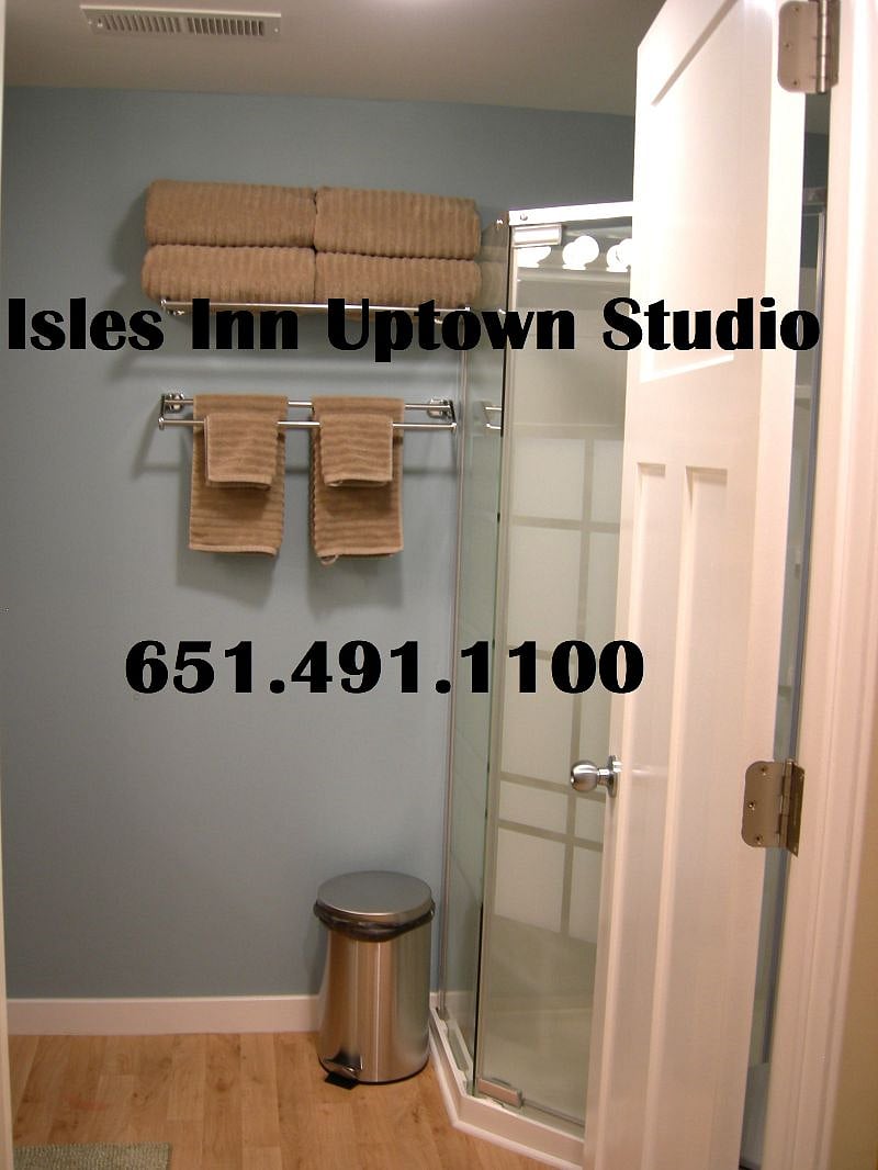 Furnished Finder property 241914_1 photo 7