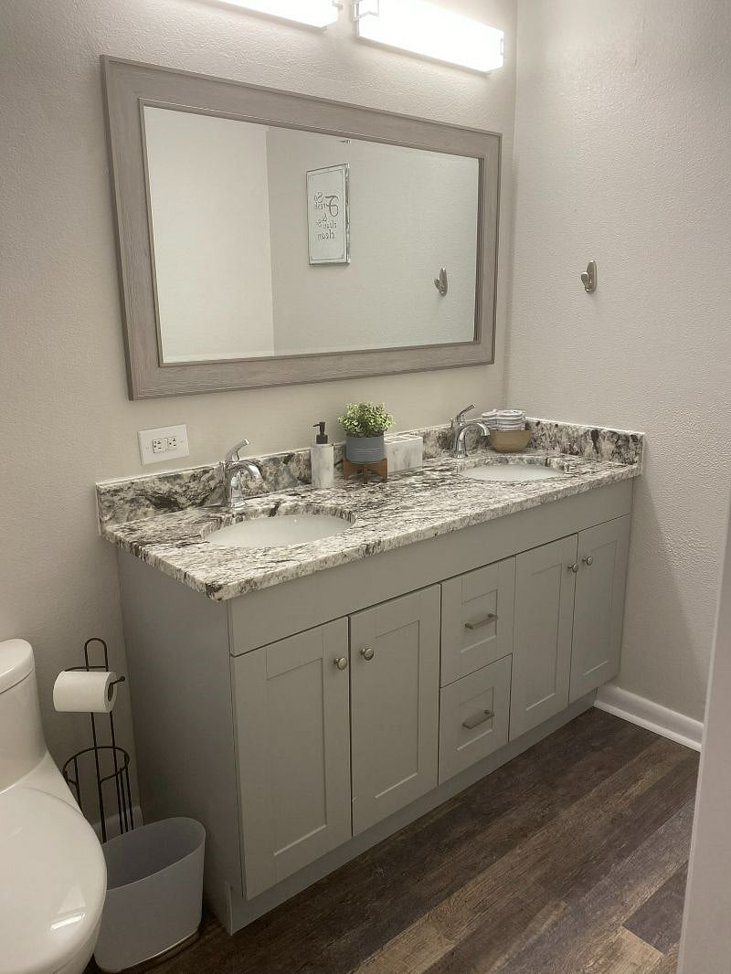 Furnished Finder property 242138_2 photo 8