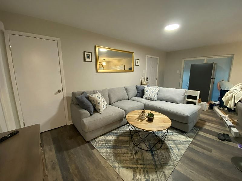 Furnished Finder property 242138_2 photo 17