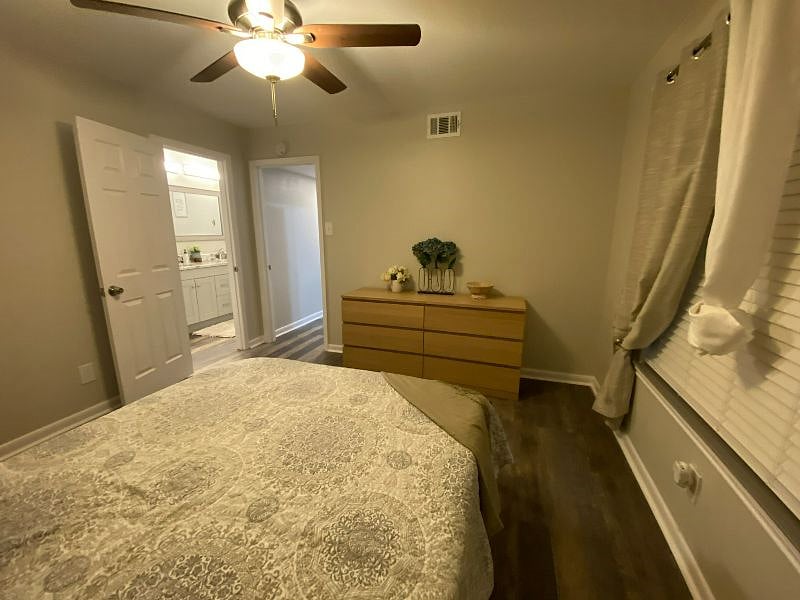Furnished Finder property 242138_2 photo 4
