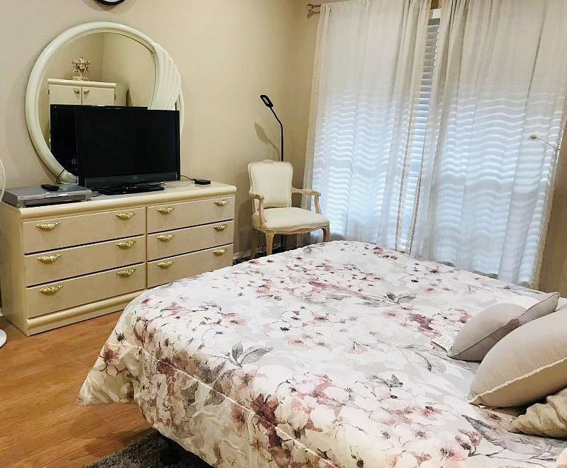 Furnished Finder property 242236_1 photo 8