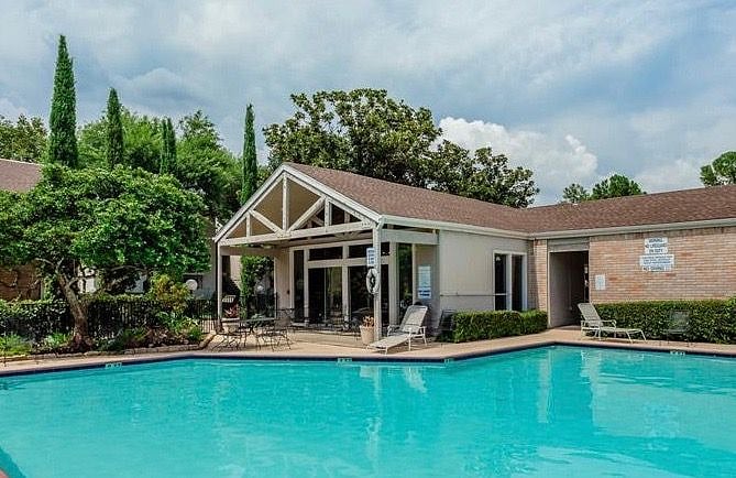 Furnished Finder property 242236_1 photo 17