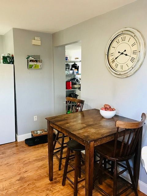 Furnished Finder property 242307_2 photo 8