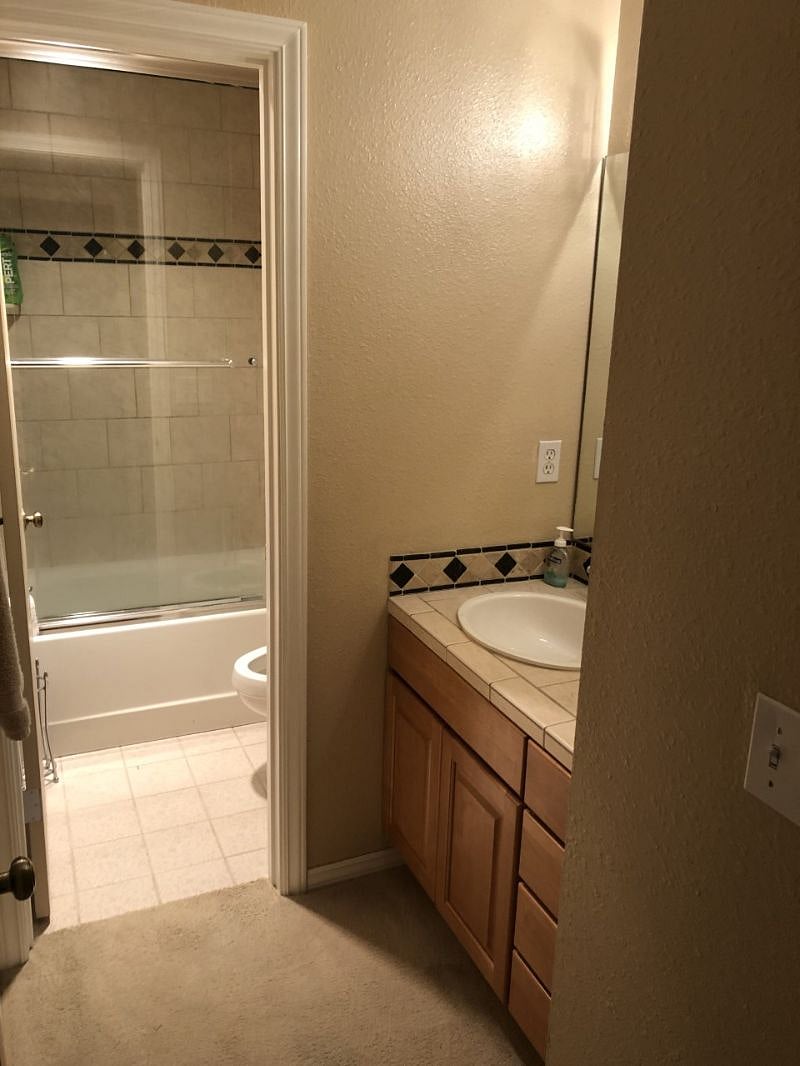 Furnished Finder property 242378_1 photo 3