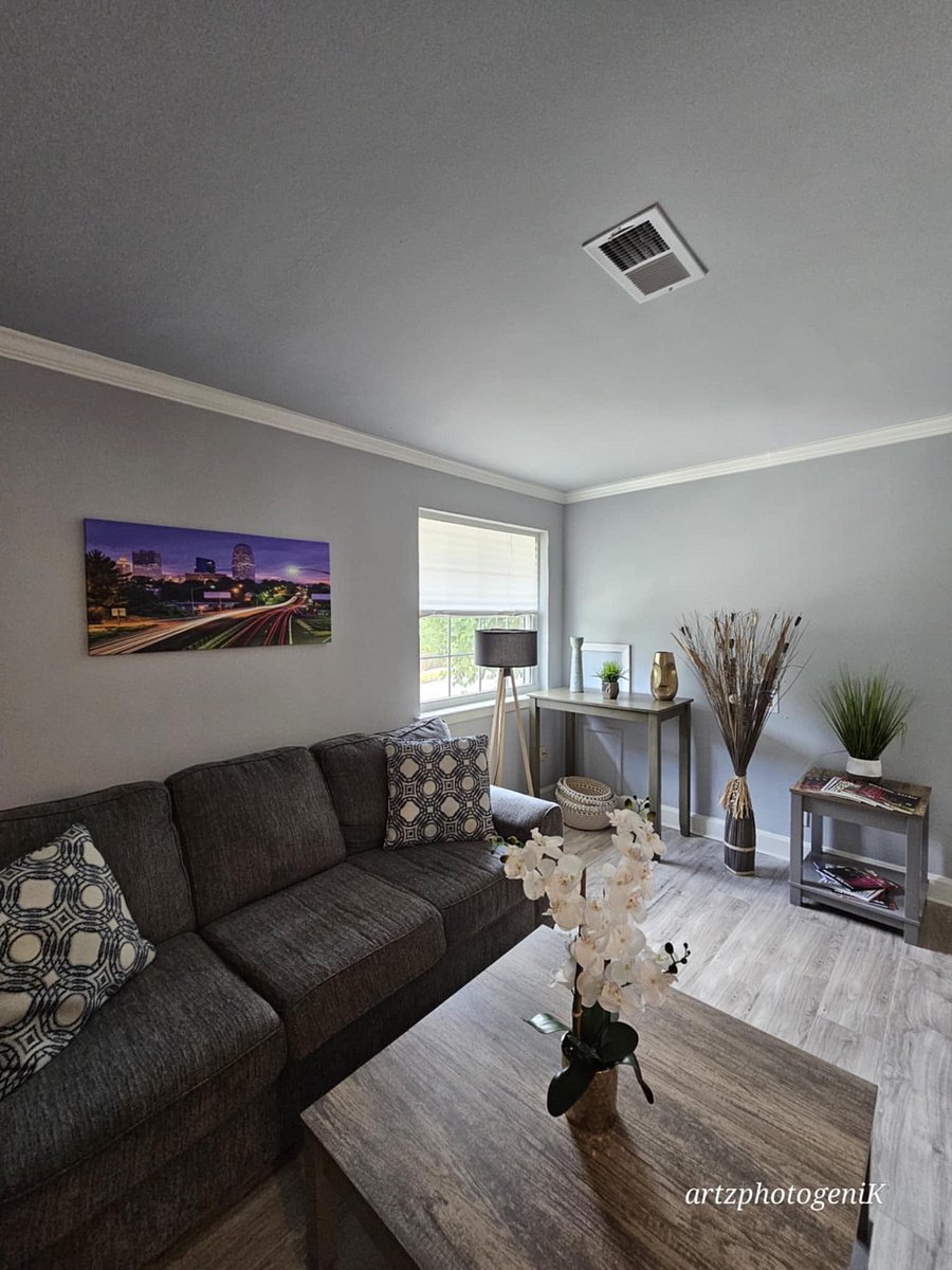 Unit 11 living room
