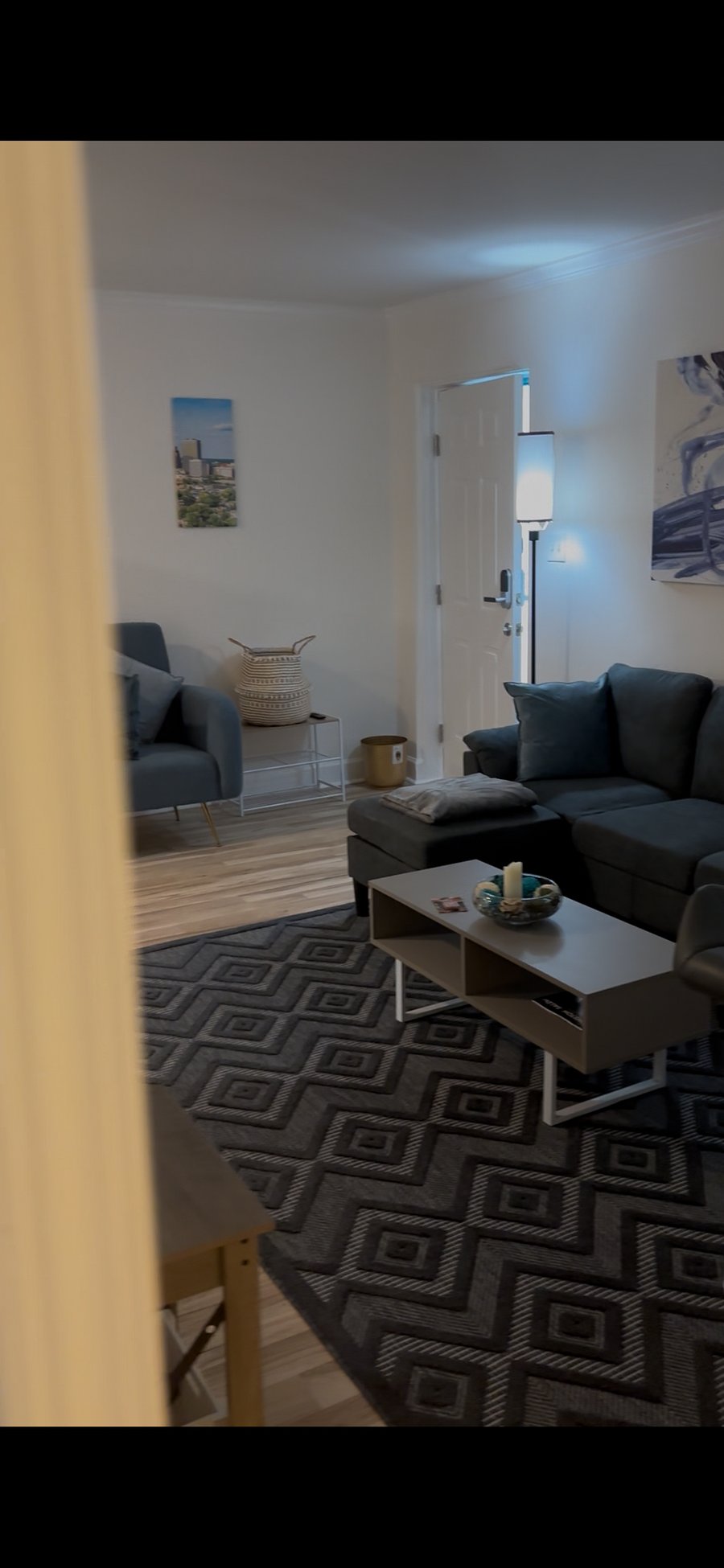 unit 07 living room