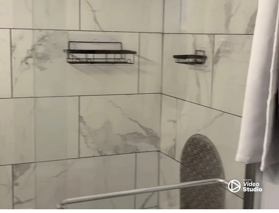 unit 07 shower