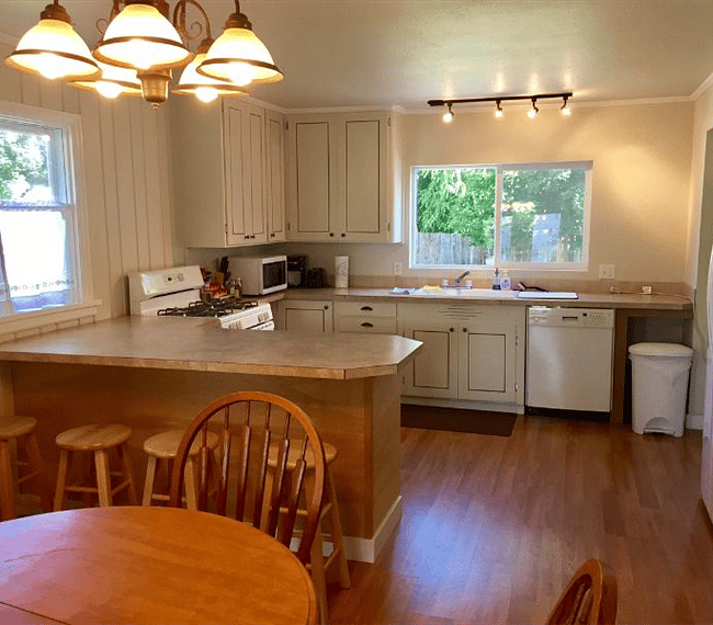 Furnished Finder property 242601_1 photo 12
