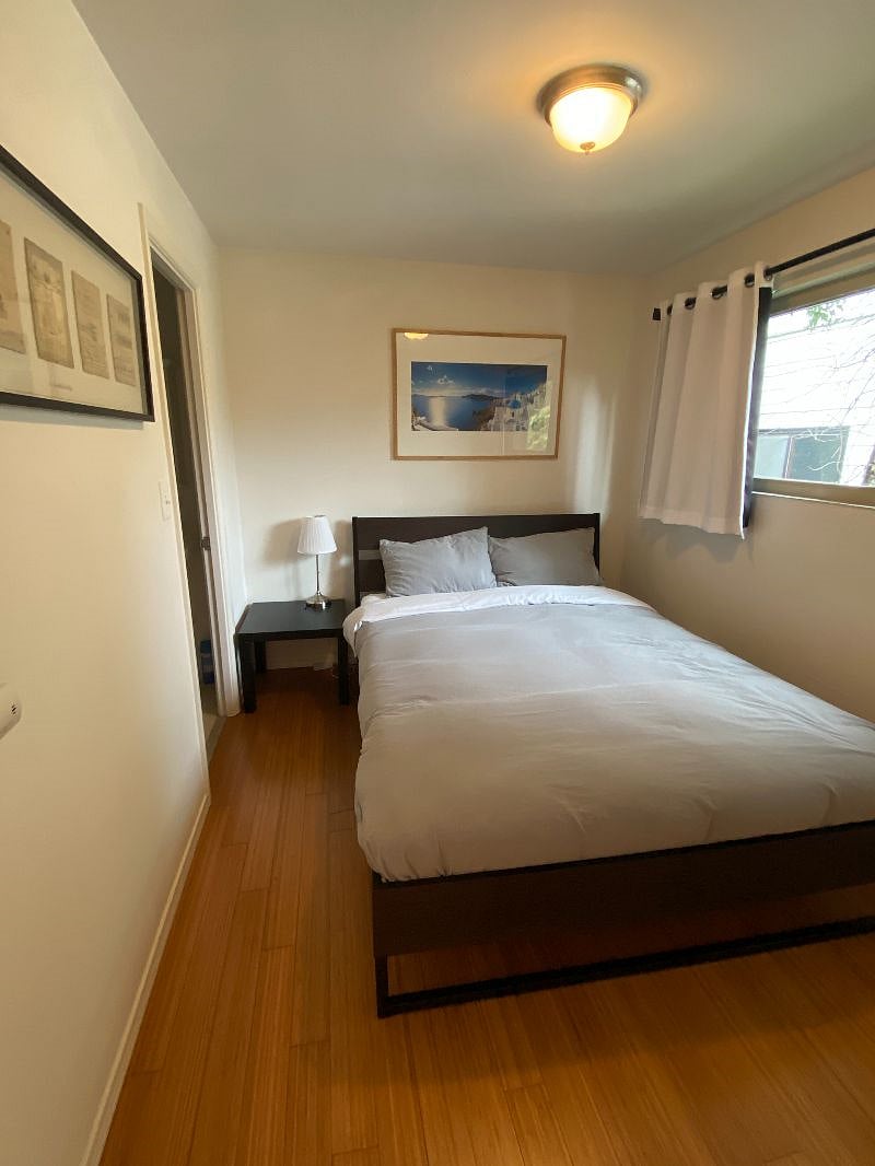 Unit 20 bedroom